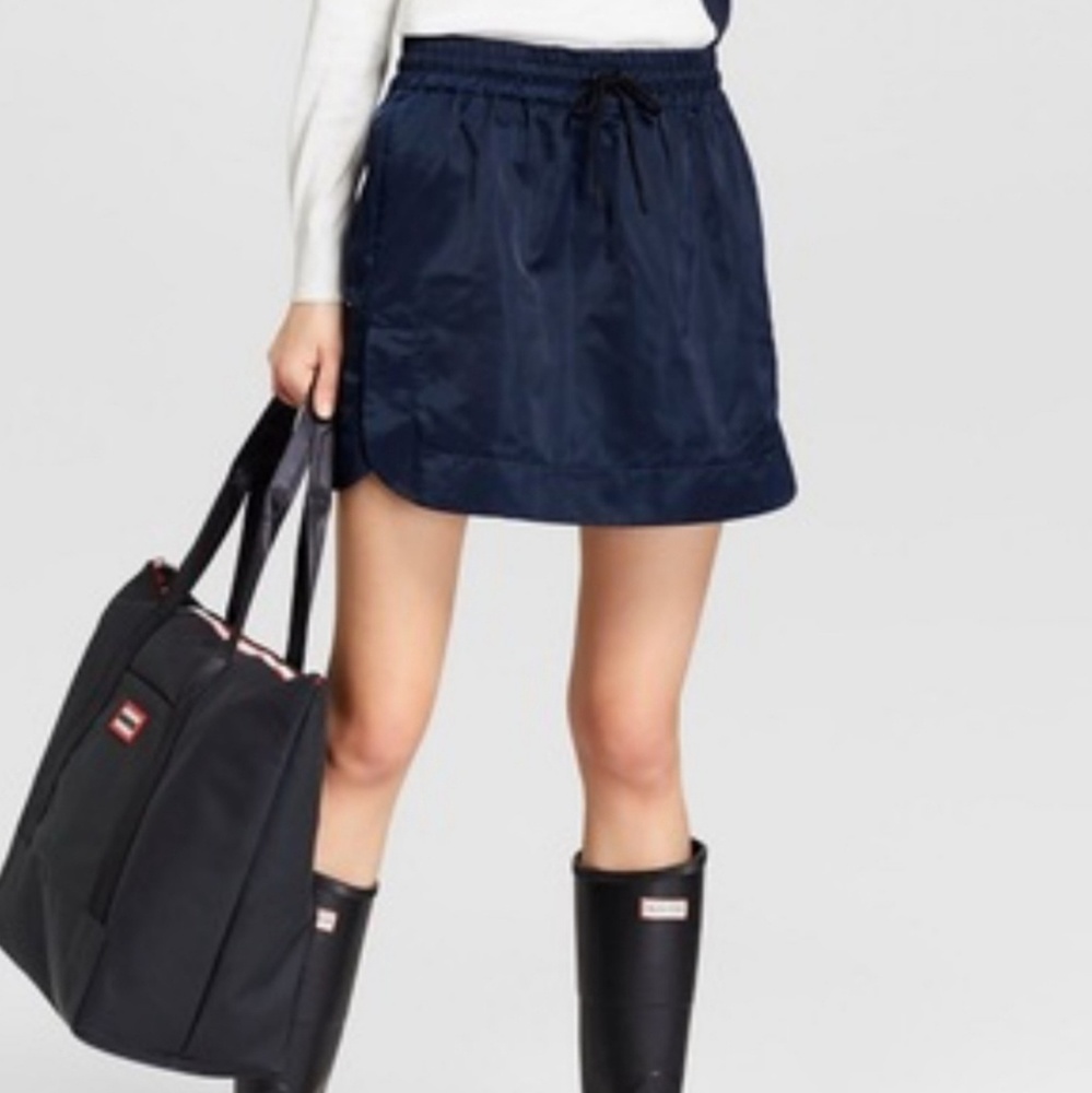 Hunter Skirt Navy Blue Size XL NWT
